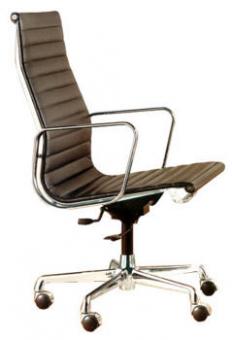 Charles Eames Aluminium Chair EA 119 