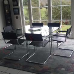 Mart Stam Freischwinger S33 mit Armlehnen Weiß